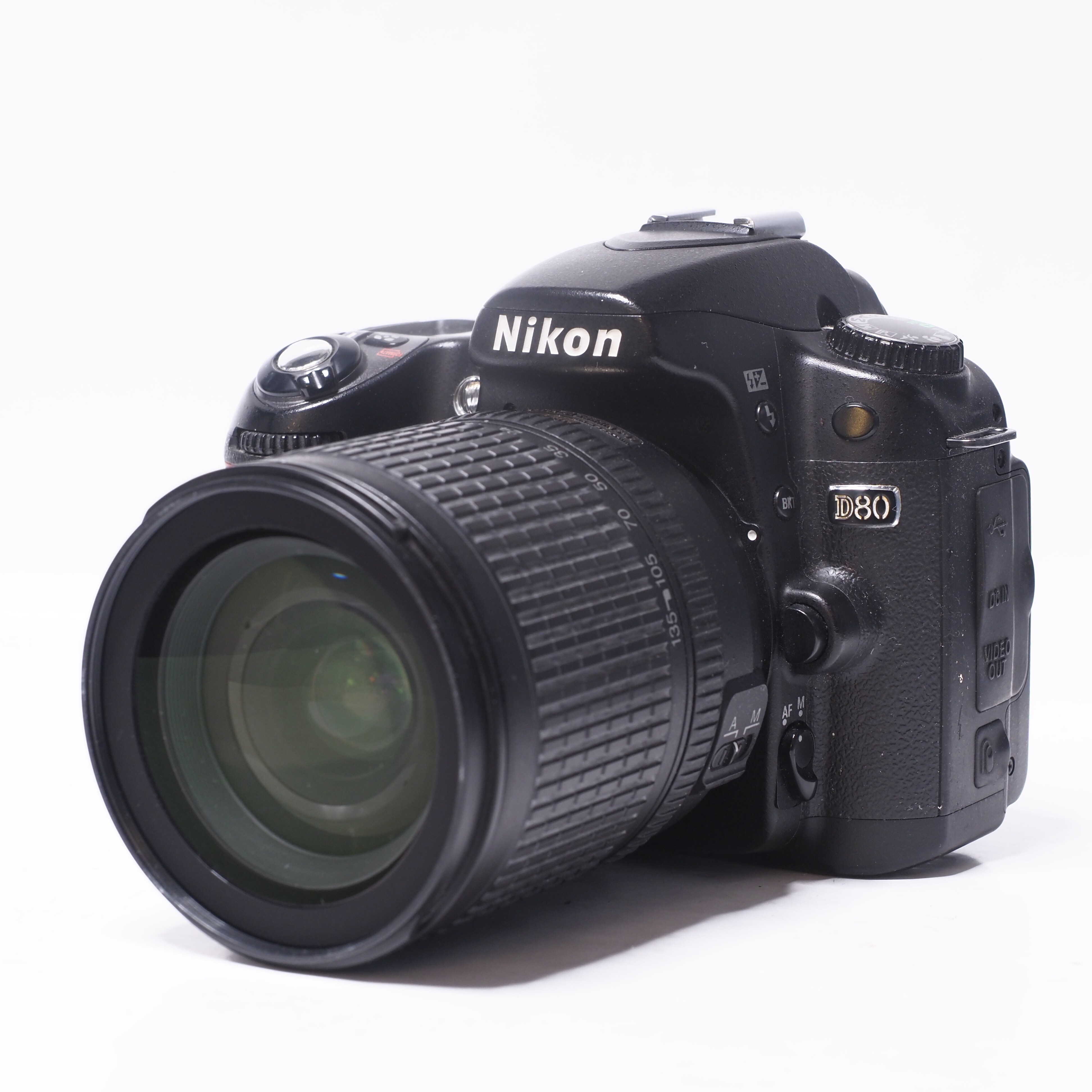 Nikon D80 inkl. AF-S NIKKOR 18-135mm f/3,5-5,6 - Begagnad