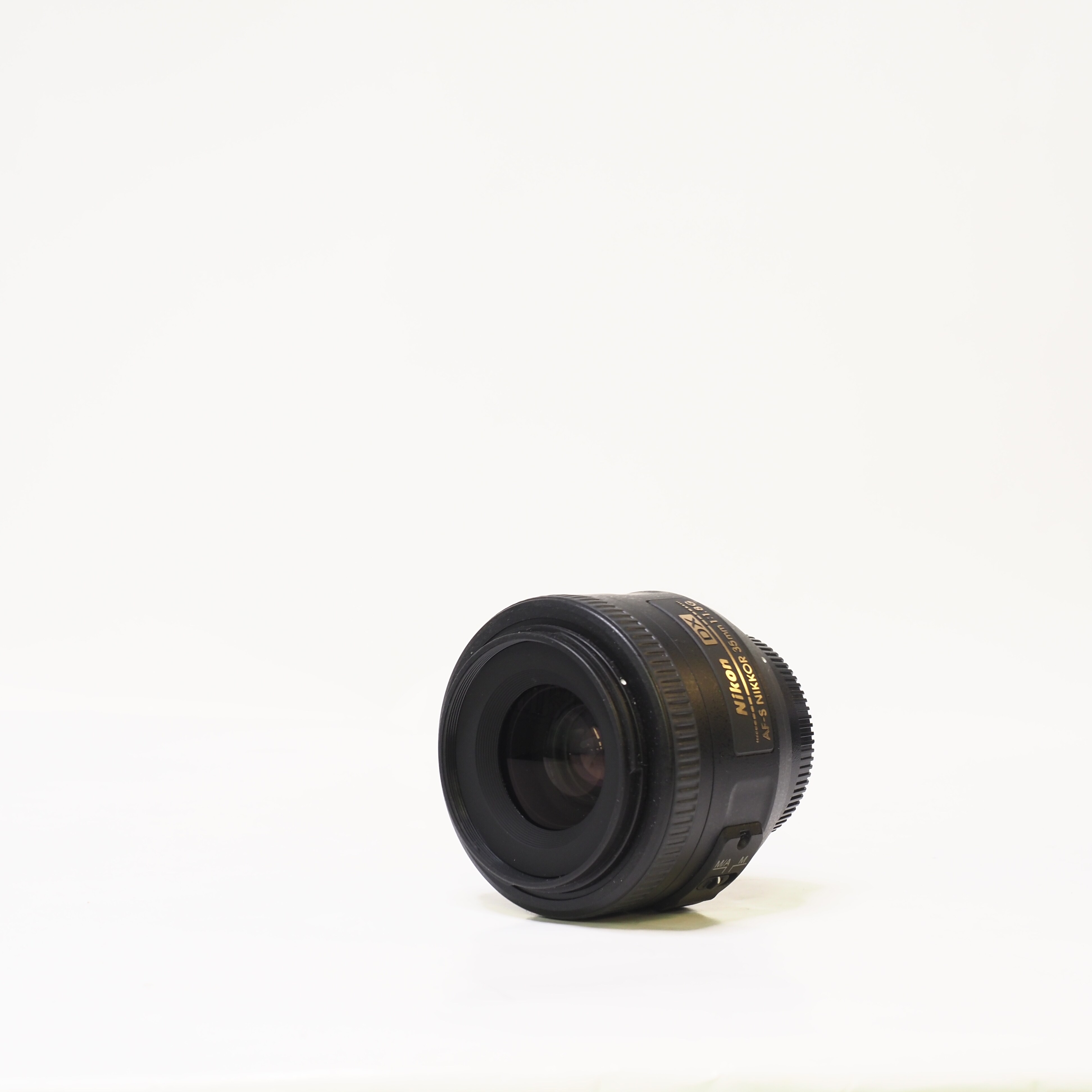 Nikon AF-S DX Nikkor 35mm f/1.8 G - Begagnad