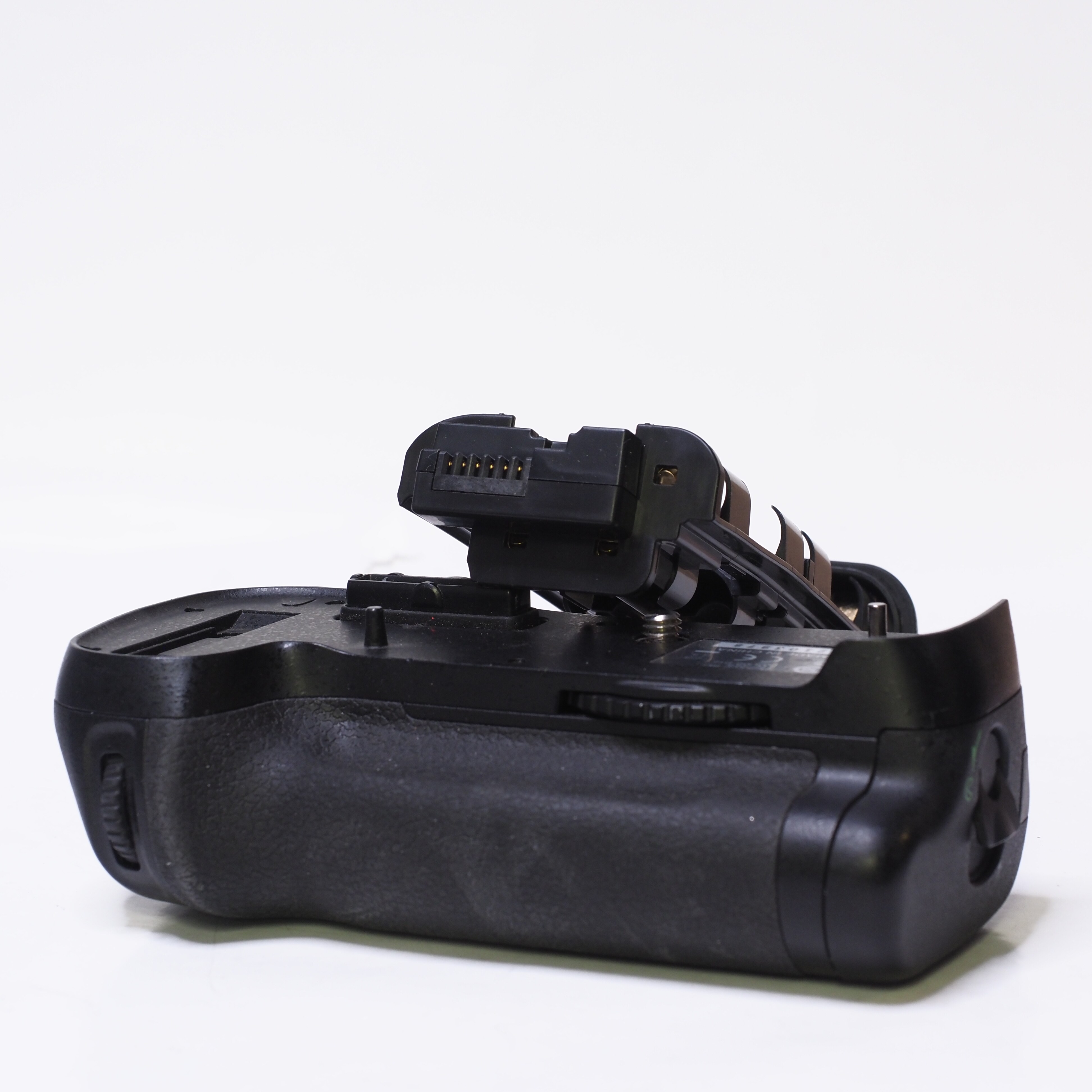 Nikon MB-D12 Batterigrepp - Begagnad