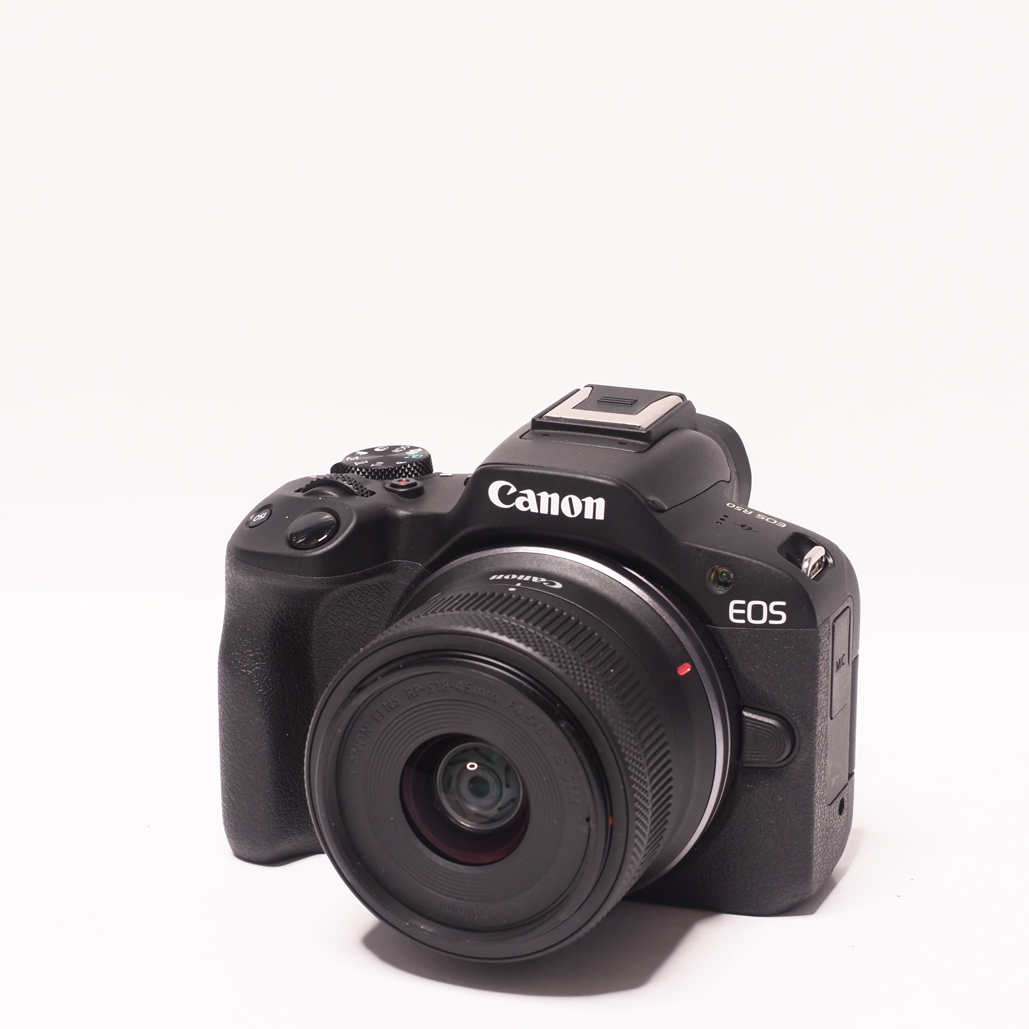 Canon EOS R50 Svart + RF-S 18-45 mm f/4,5-6,3 IS STM - Begagnad