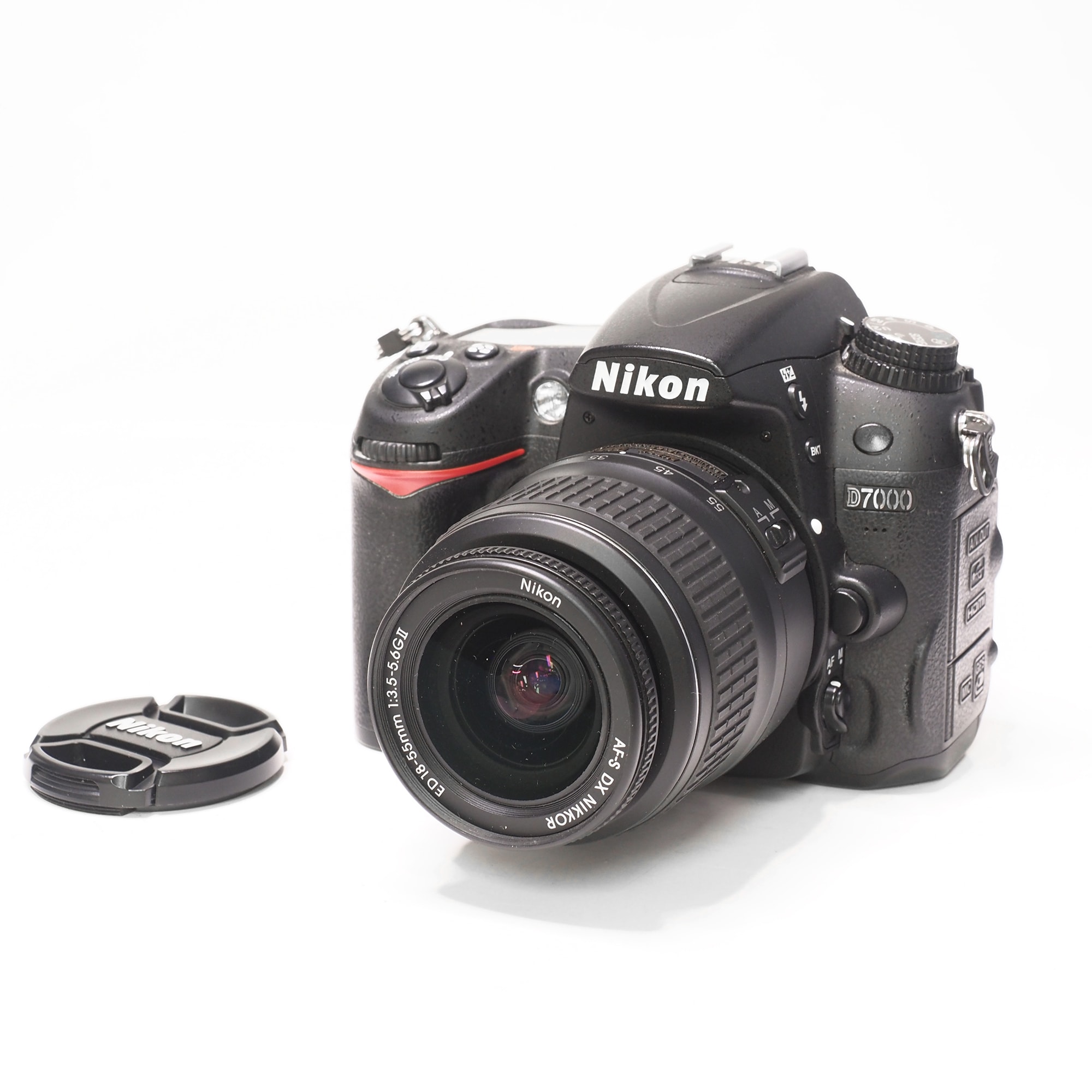 Nikon D7000 + 18-55mm f/3,5-5,6 - Begagnad