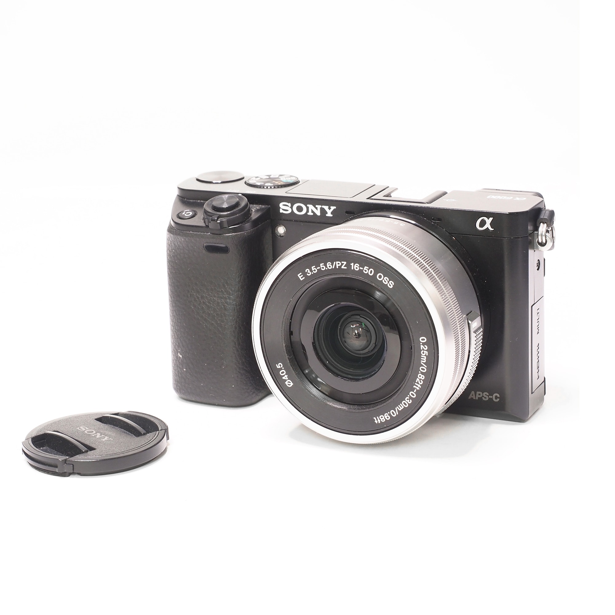 Sony A6000 + 16-50mm f/3,5-5,6 OSS - Begagnad