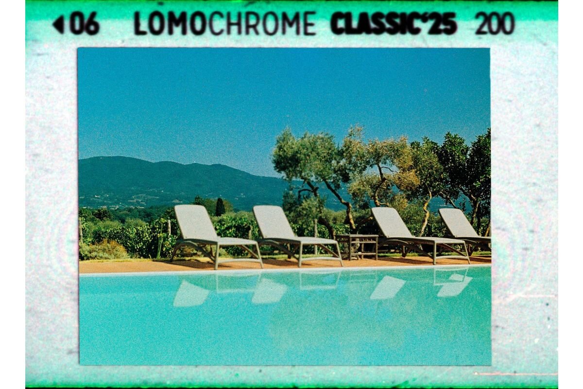 Lomography LomoChrome Classicolor 200 110-film 1st