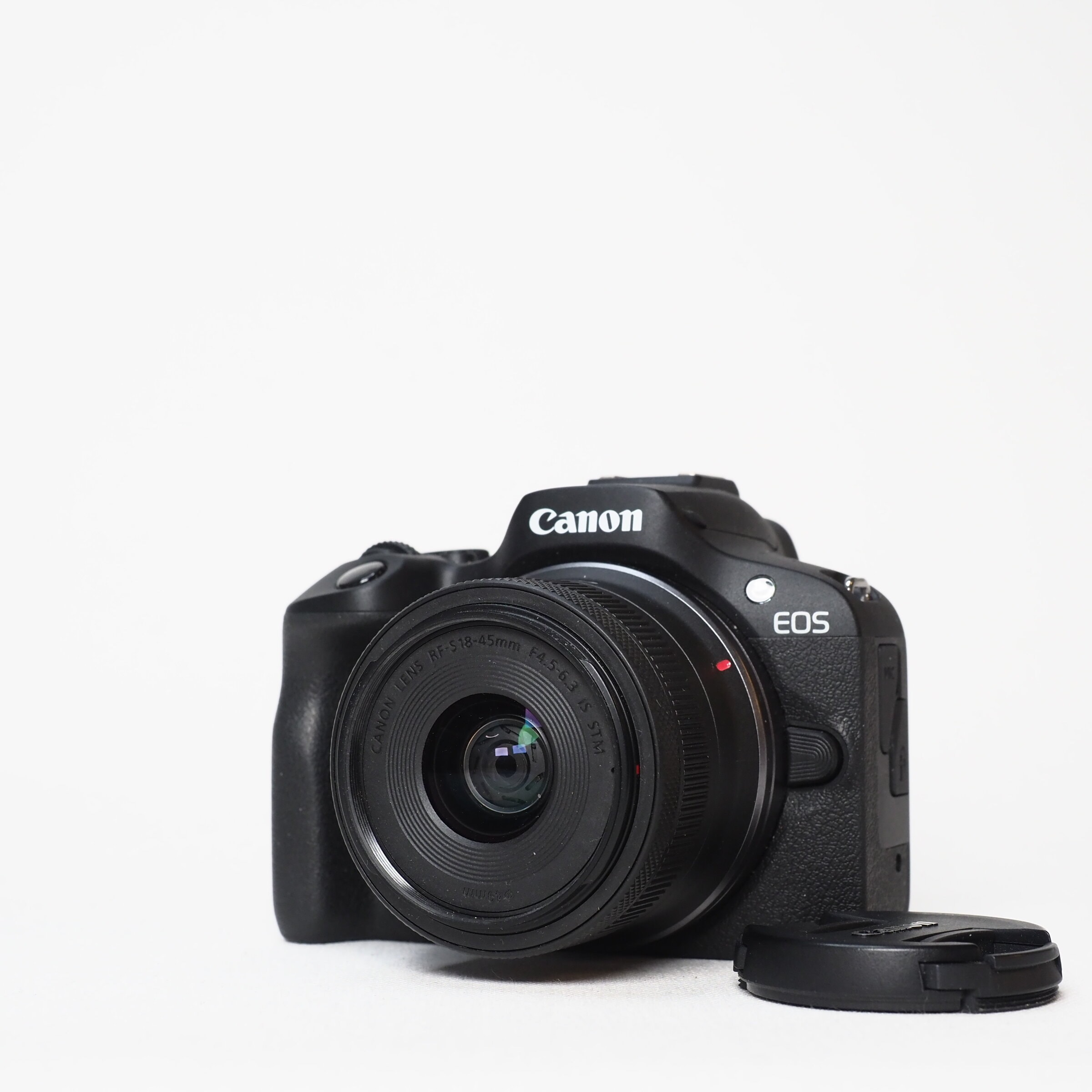 Canon EOS R100 + RF-S 15-45mm - Begagnad