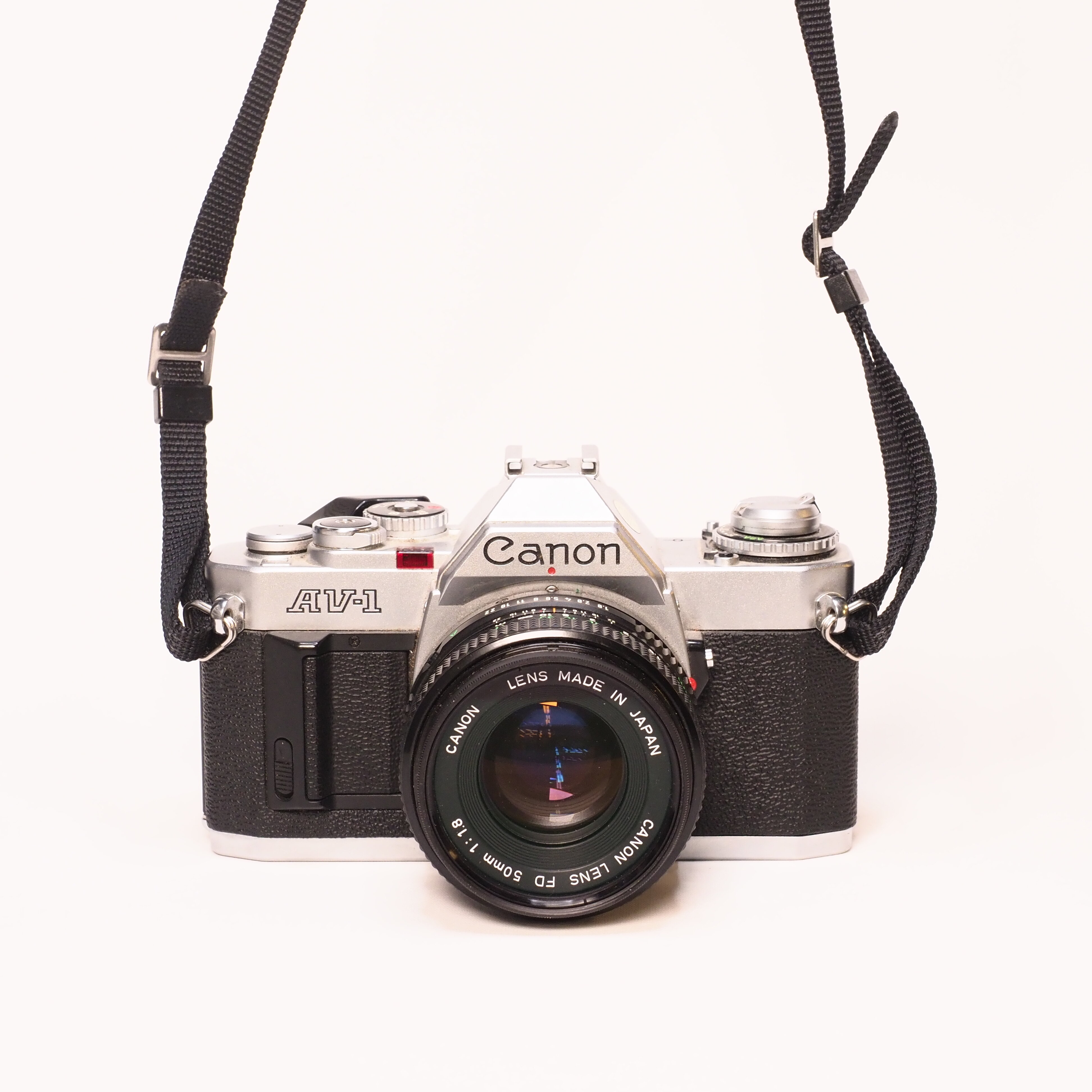 Canon AV-1 + FDn 50mm f/1,8 - Begagnad