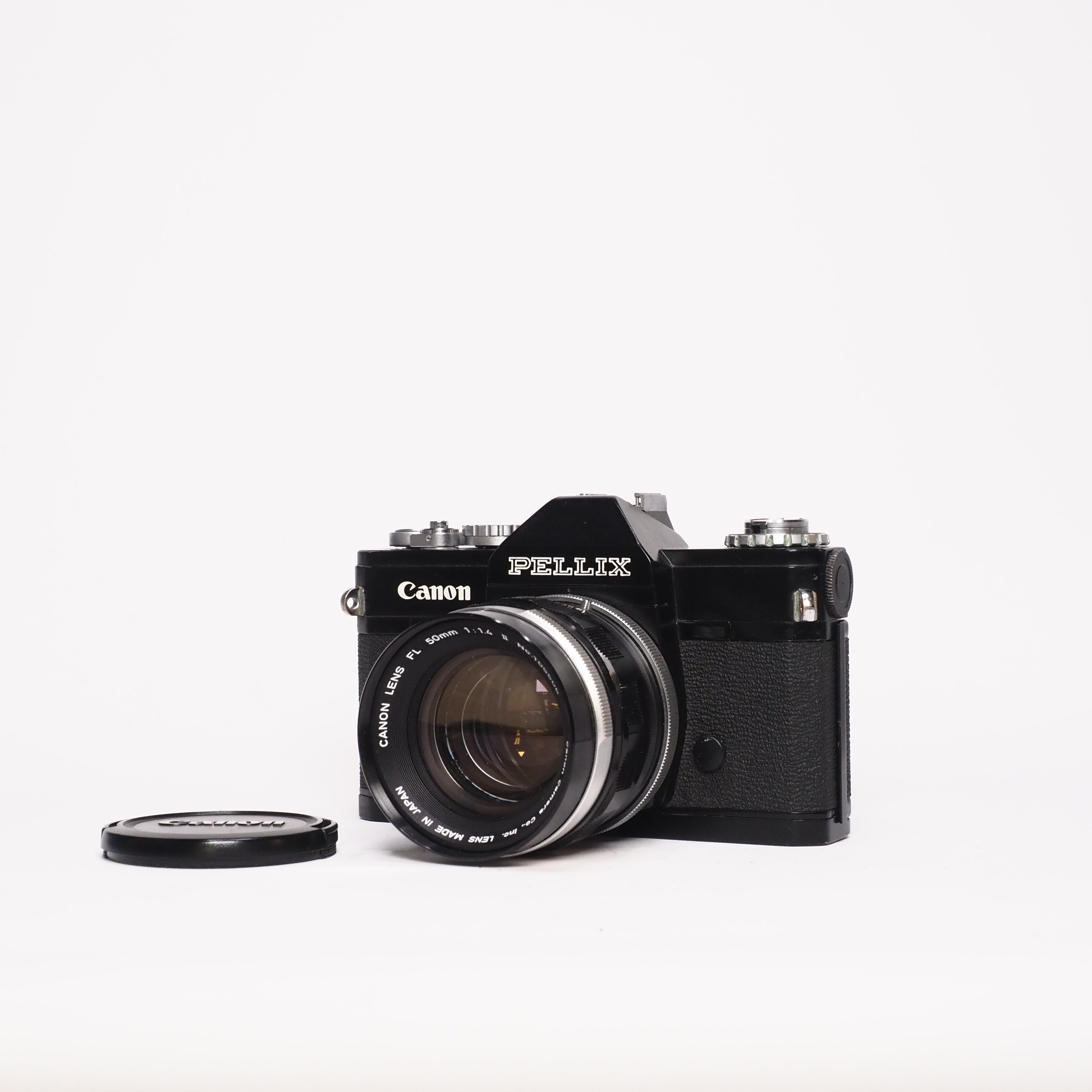 Canon Pellix + FL 50mm f/1,4 II - Begagnad