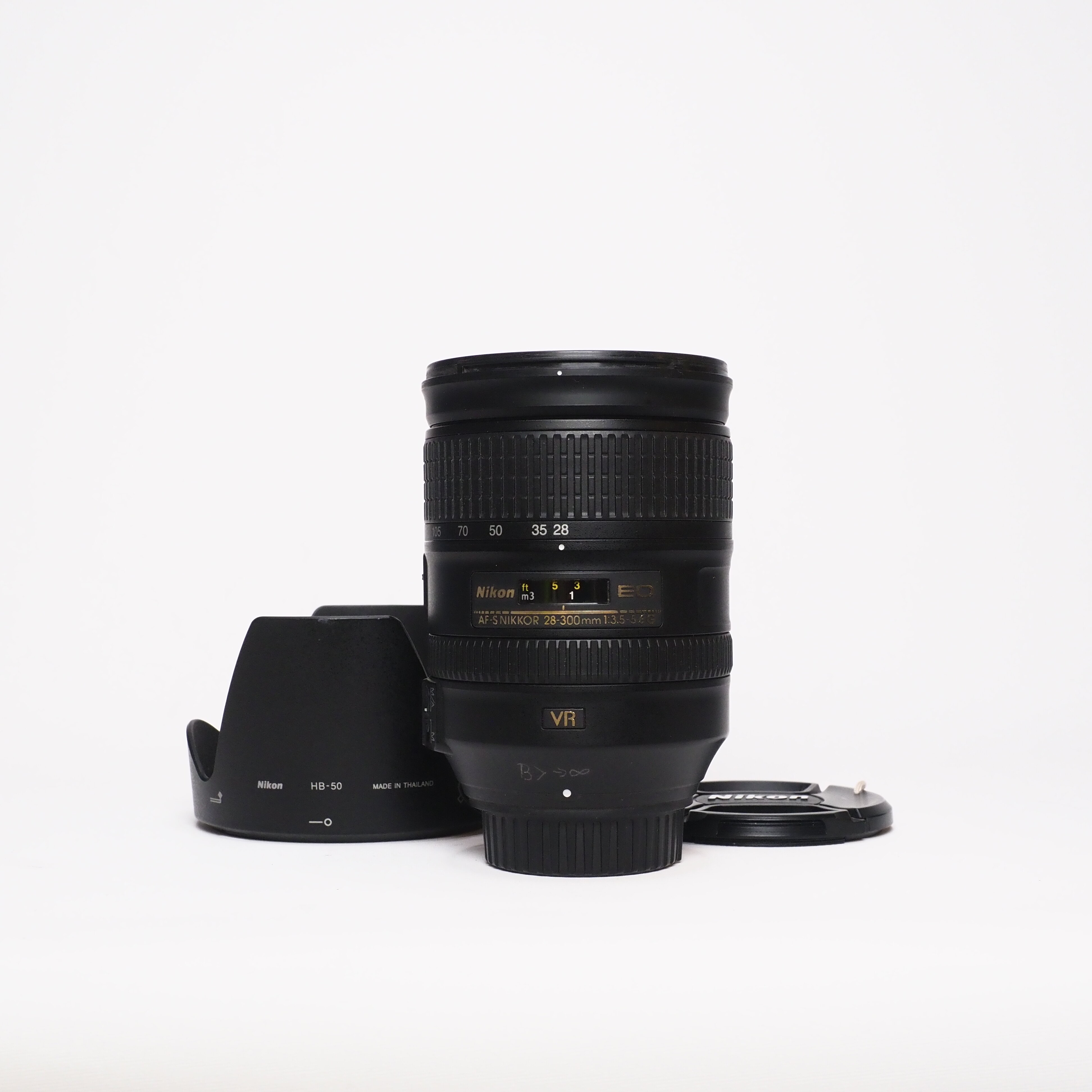 Nikon AF-S 28-300mm F3,5-5,6 G VR - Begagnad