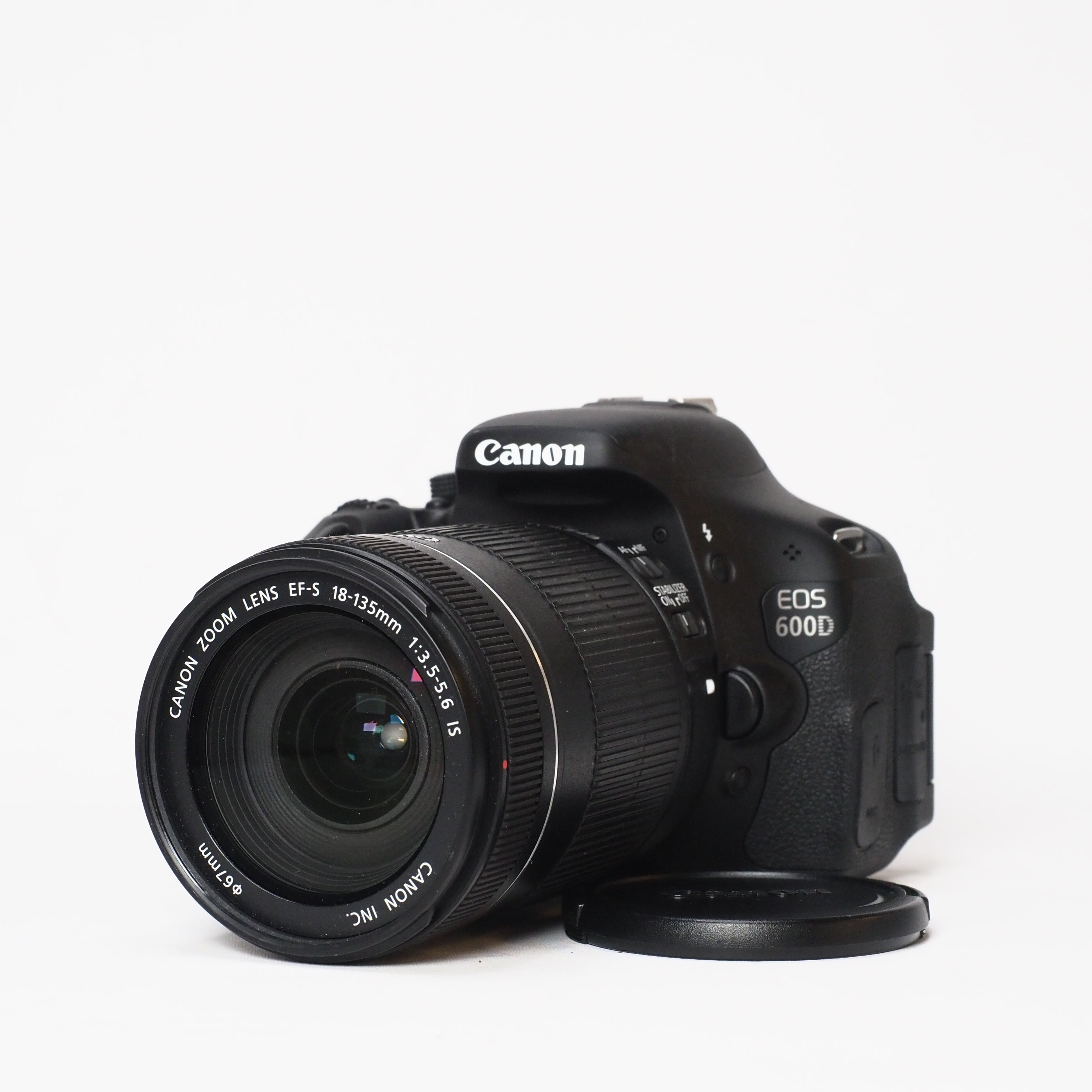 Canon EOS 600D + EF-S 18-135/3,5-5,6 IS - Begagnad