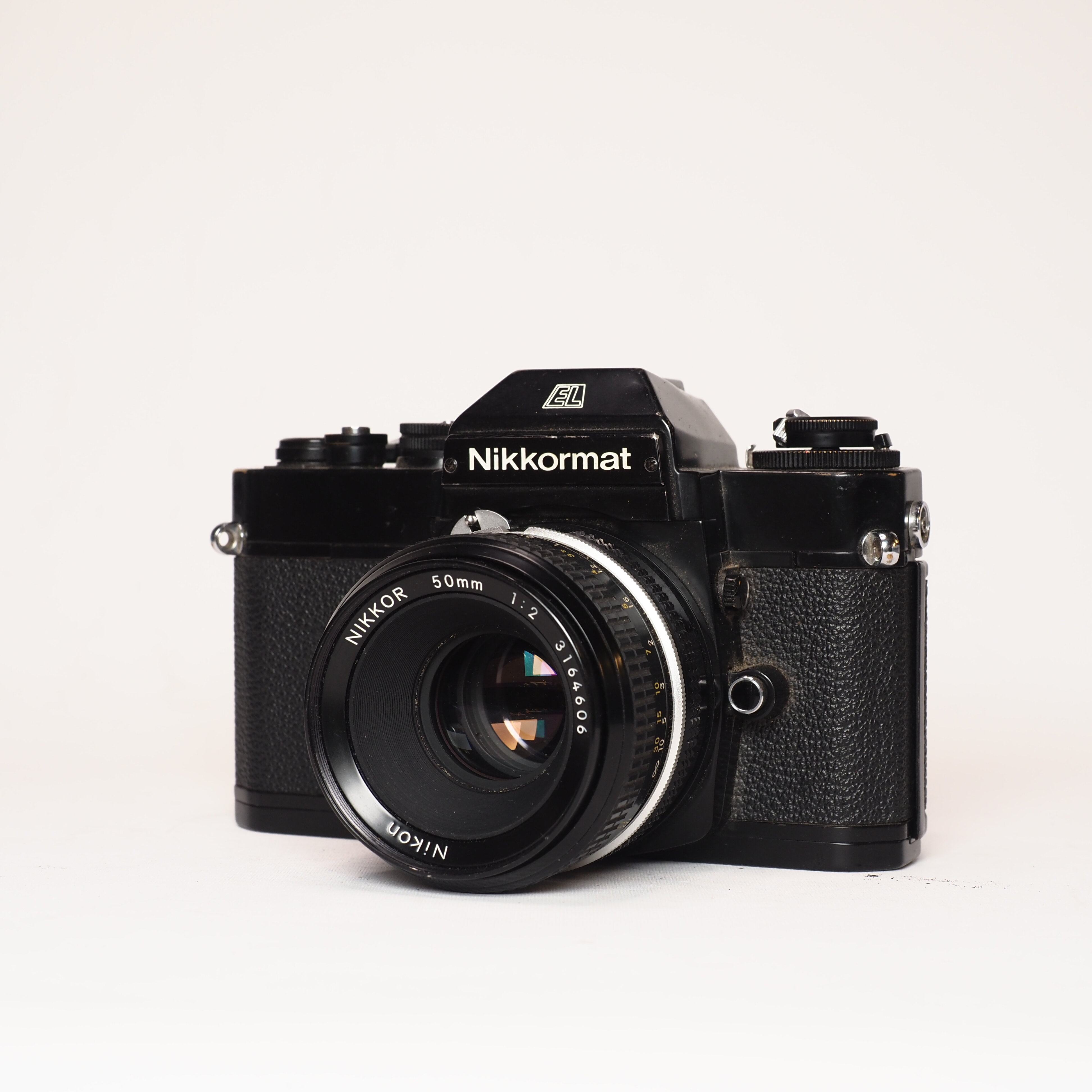 Nikkormat EL + 50mm f/2 - Begagnad
