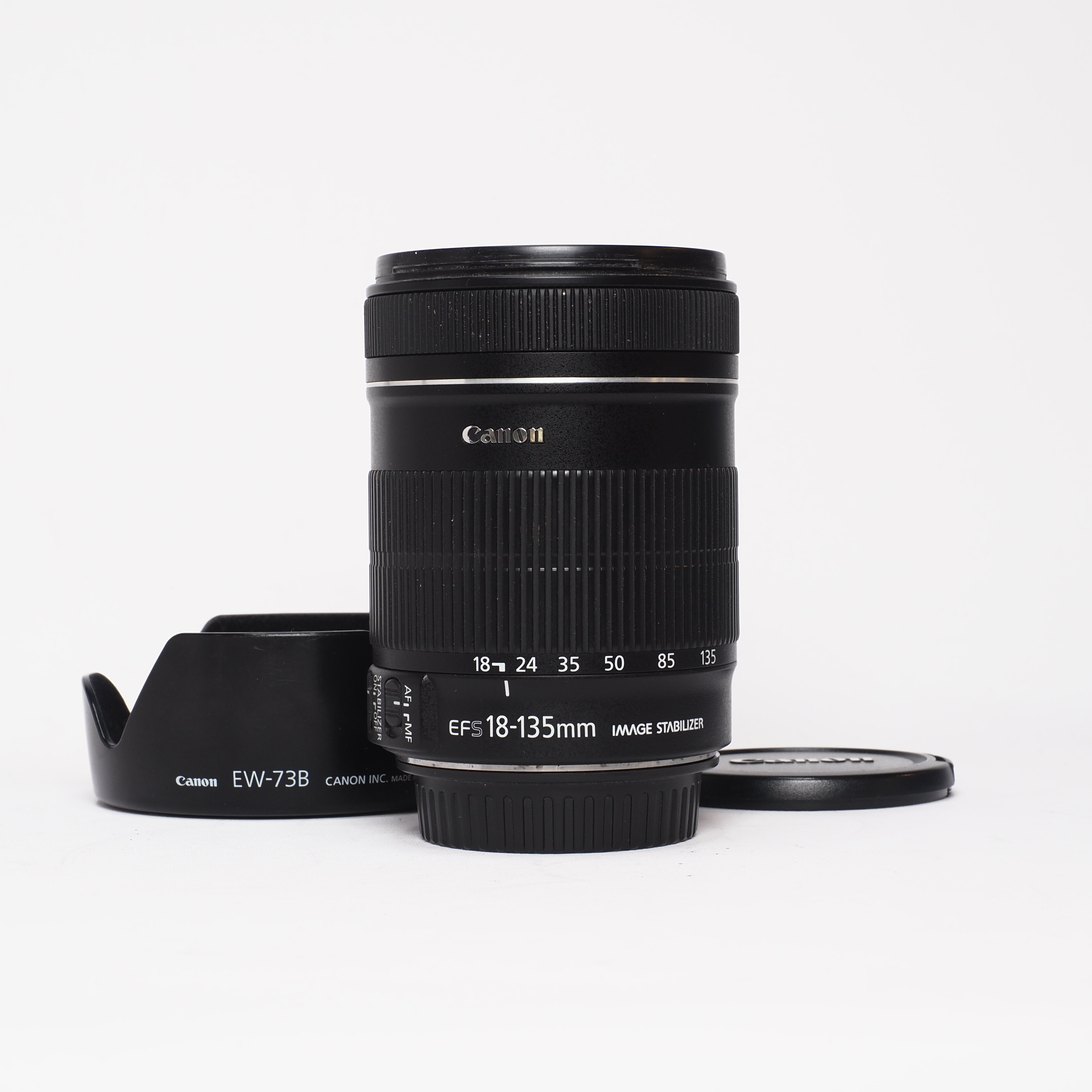 Canon EF_S 18-135mm f/3,5-5,6 IS - Begagnad