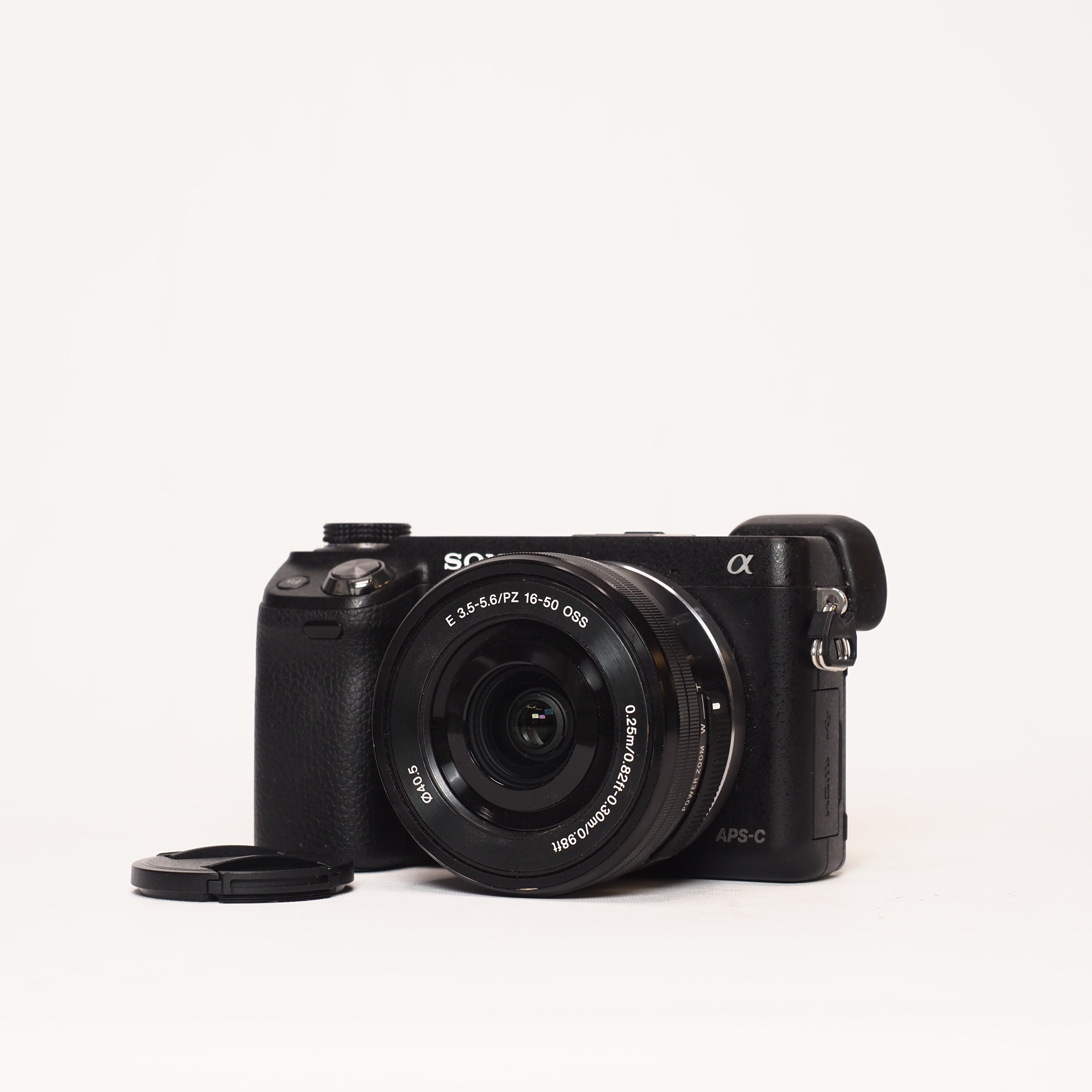 Sony NEX-6 + E PZ 16-50mm f/3,5-5,6 OSS - Begagnad