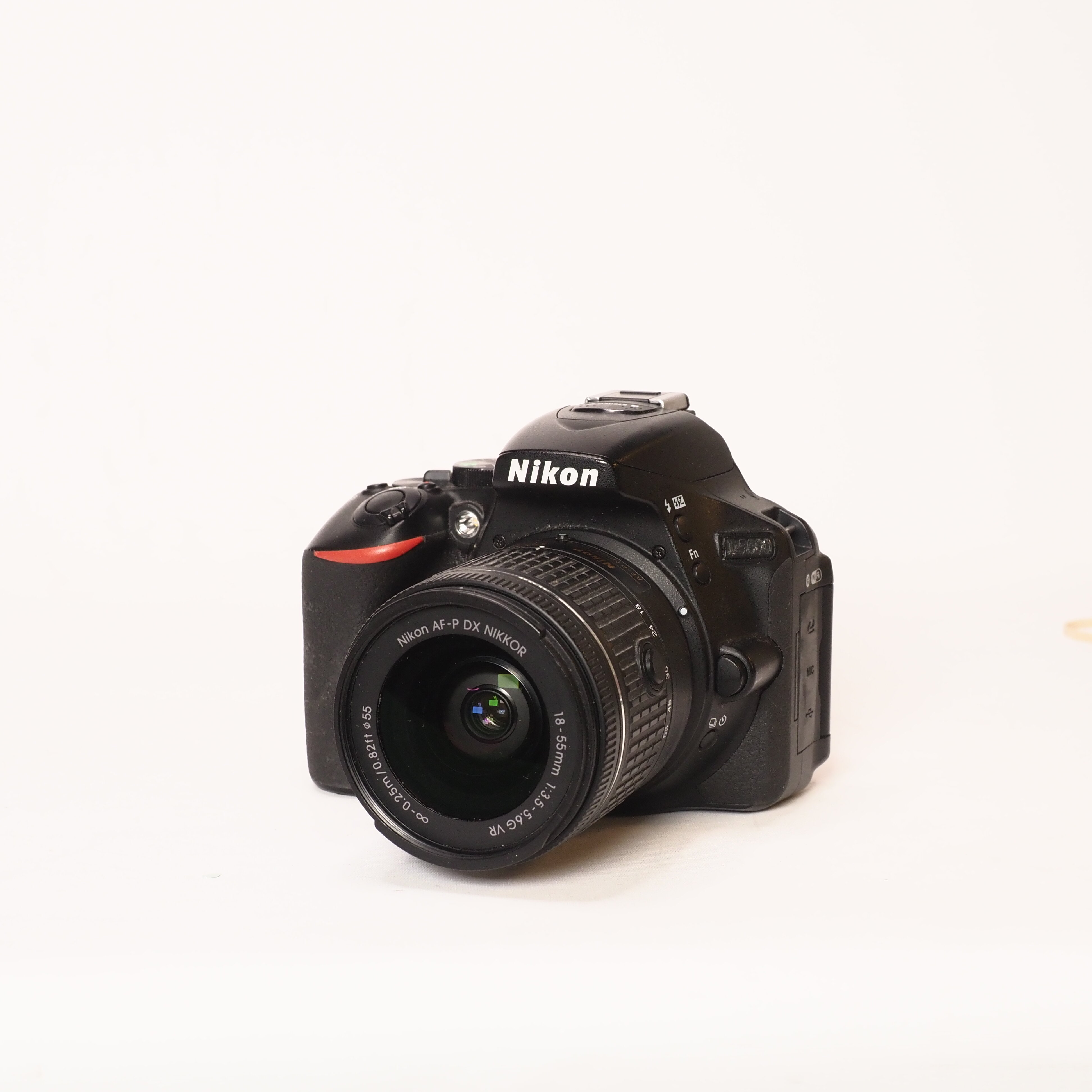 Nikon D5600 + 18-55mm - Begagnad