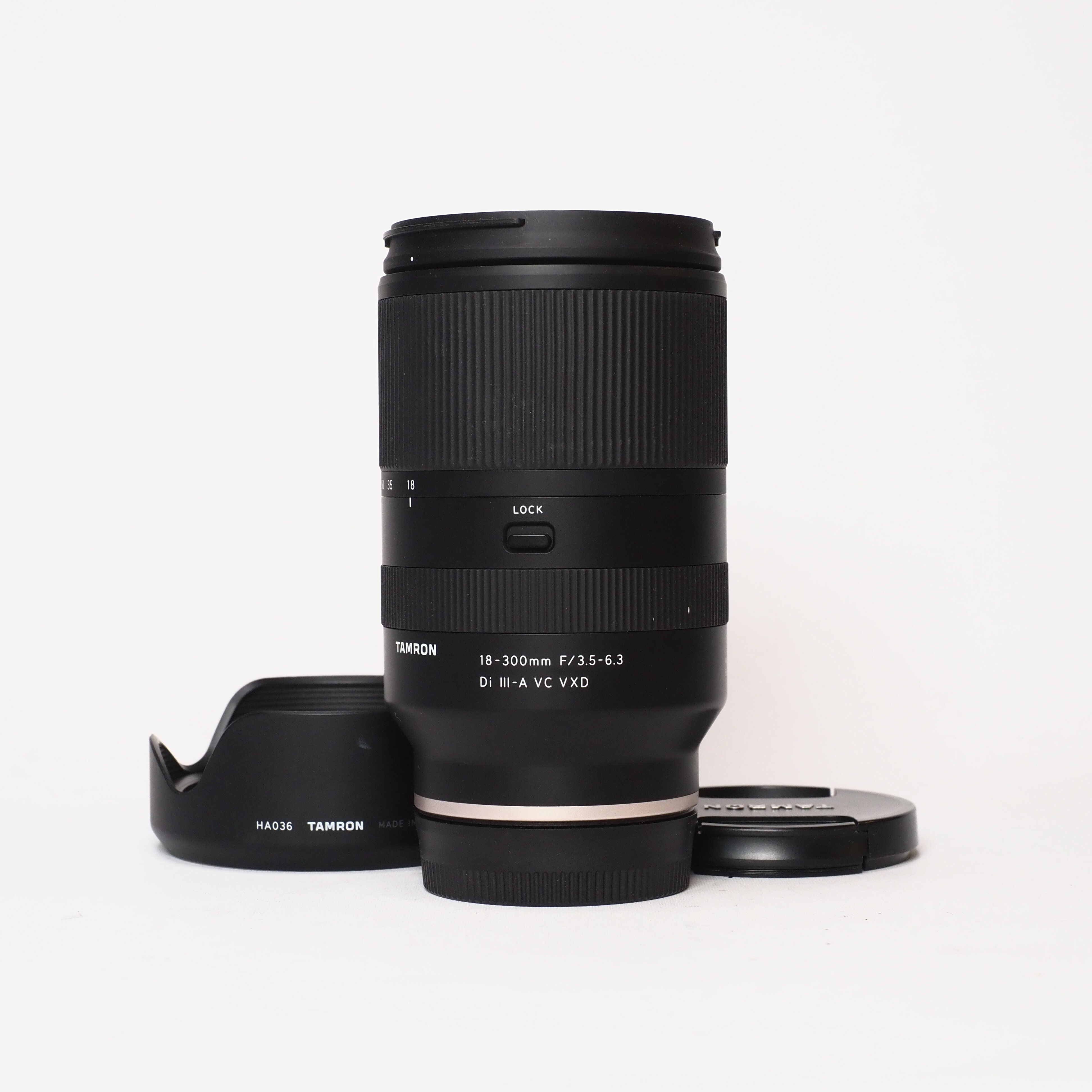 Tamron 18-300mm f/3,5-5,6 Di III-A VC VXD SONY E - Begagnad